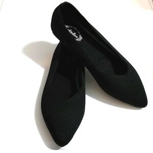 ATALINA BLACK POINTED TOE CUSHIONED SLIP-ON BALLERINA FLATS SIZE 6 NWT